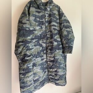 Torrid Camo Trench Coat Jacket Women Size 6 Medium Green Black Winter Puffer